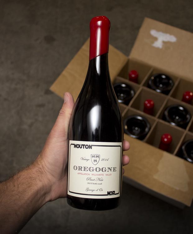 Mouton Noir Oregogne Pinot Noir Willamette Valley 2014