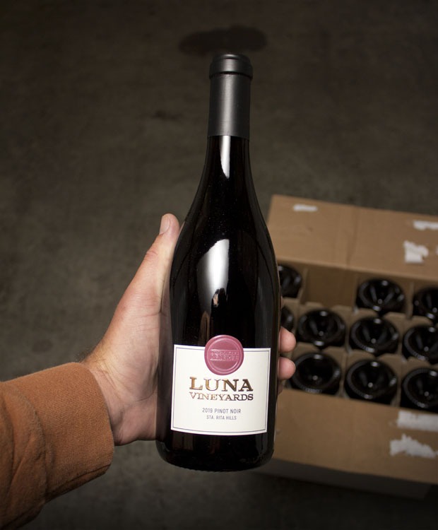 Luna Pinot Noir Santa Rita Winemaker’s Reserve 2019