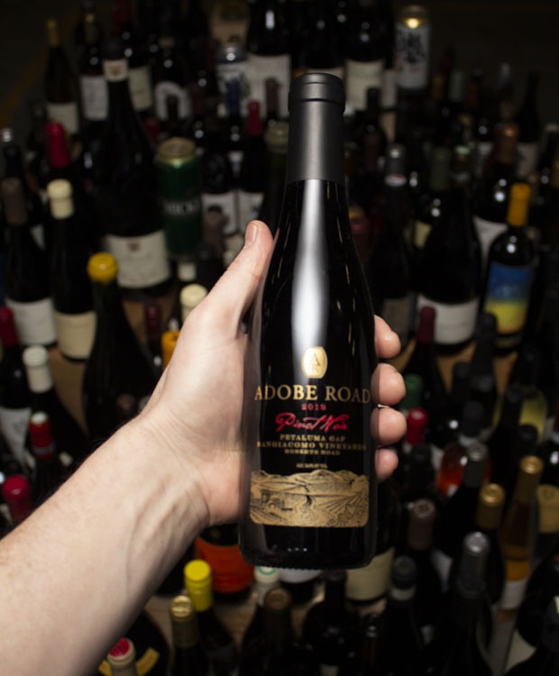 Adobe Road Pinot Noir Sangiacomo Robert's Road Vineyard 2019 (375mL)