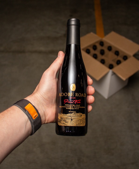 Adobe Road Pinot Noir Sangiacomo Robert's Road Vineyard 2019 (Half Bottle 375mL)