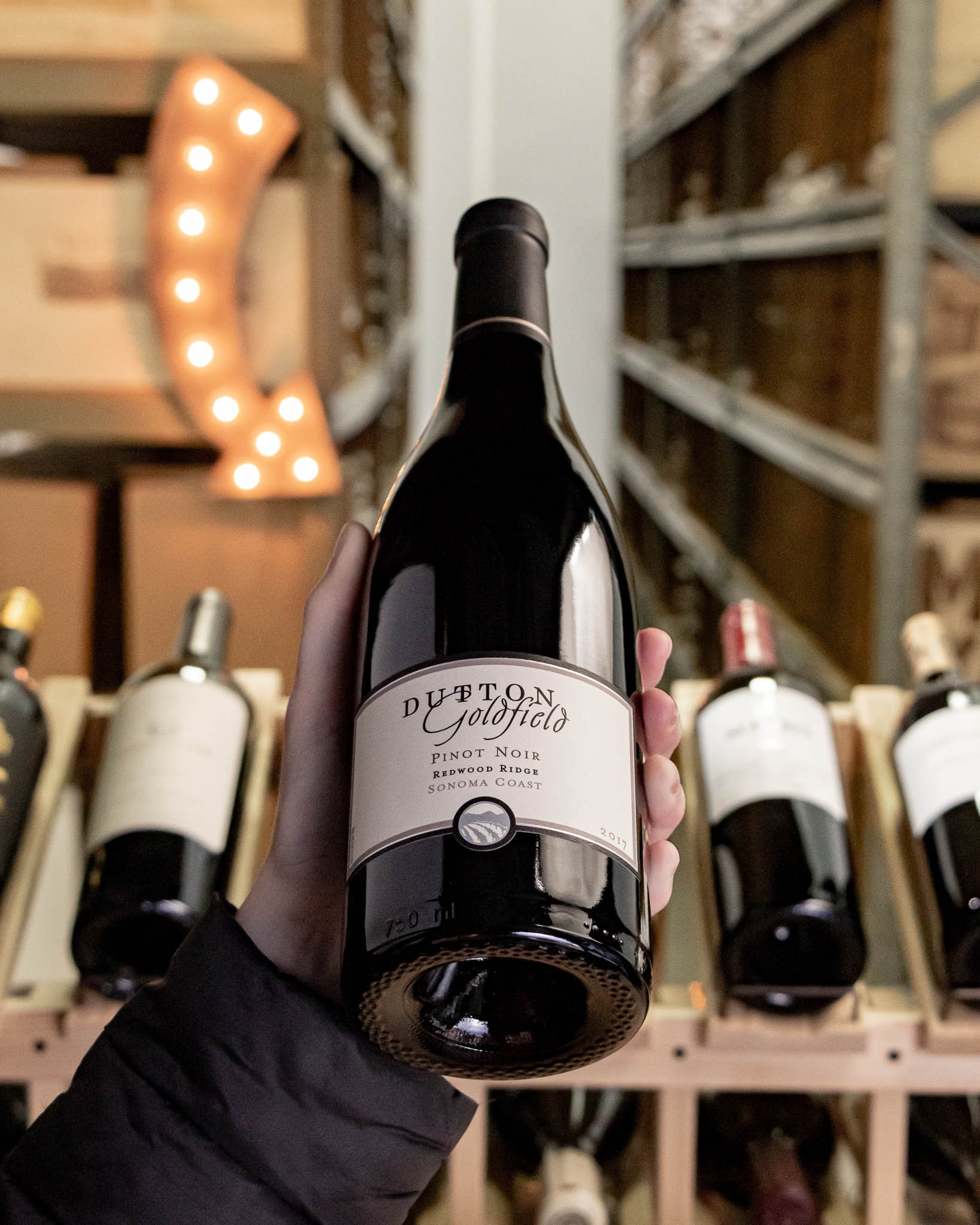 Dutton-Goldfield Pinot Noir Redwood Ridge Sonoma Coast 2017