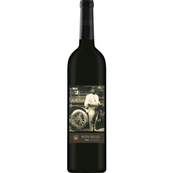 2018 Noviello Luigi Red Blend