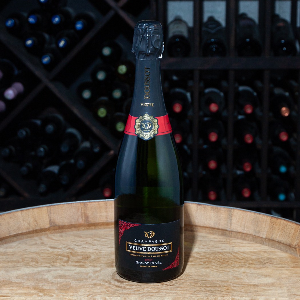 Champagne Veuve Doussot Grande Cuvee Brut NV