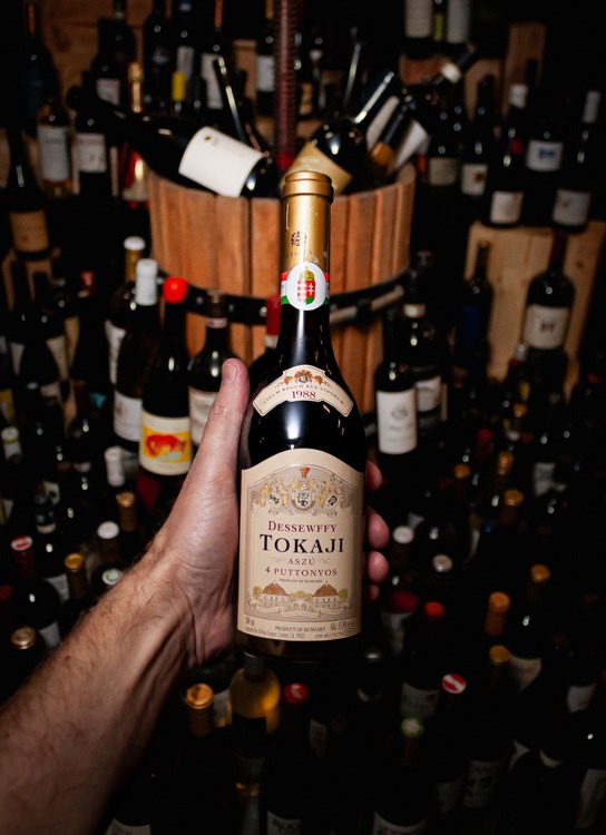 Hétszolo Dessewffy Tokaji Aszu 4 Puttonyos Hungary 1988 (500mL)
