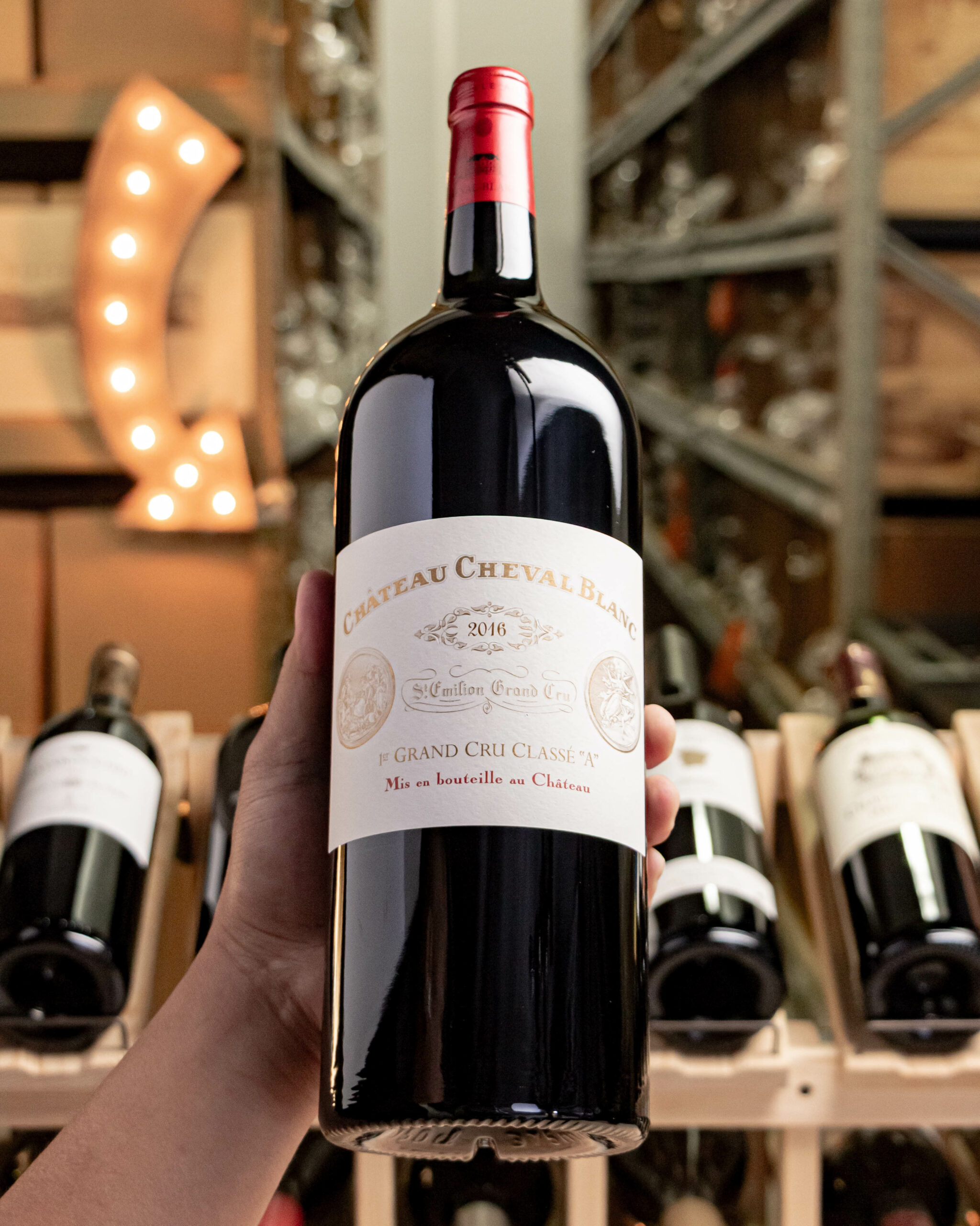 Château Cheval Blanc Premier Grand Cru Classé A Saint-Émilion Grand Cru 2016 (Magnum 1.5L)